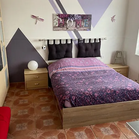 Le Clara 2 Apartment